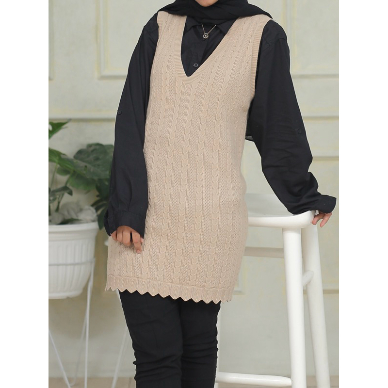 Cable Knit Vest Panjang (Preloved/Second)