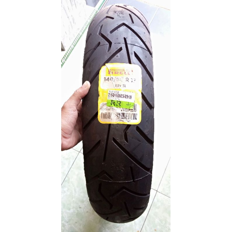Ban belakang moge Pirelli Scorpion Trail II ukuran 140/80-17