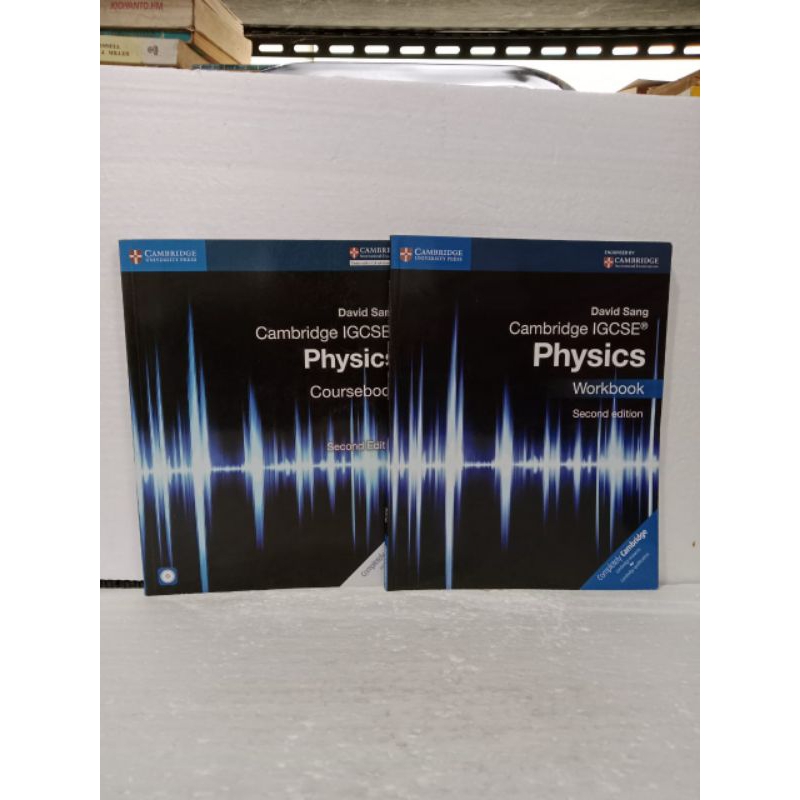 Cambridge IGCSE physics Coursebook n Cambridge IGCSE physics Workbook by David Sang