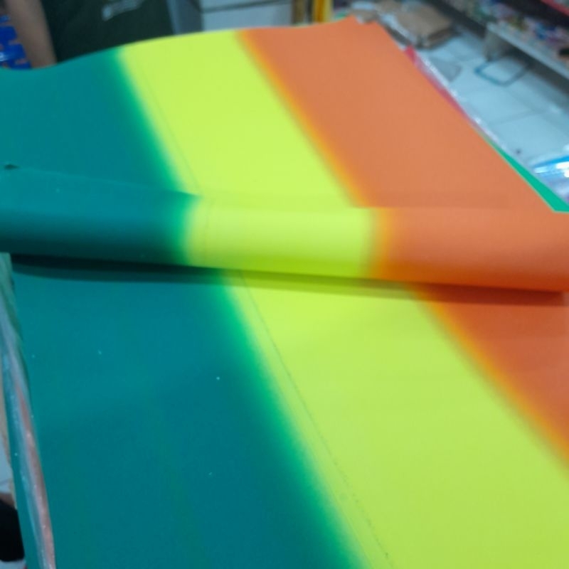 

KERTAS ARISTON / SPOTLIGHT / ASTURO WARNA
