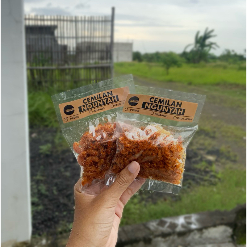 

Cemilan Makroni Bantat NGUNYAH | uril | makroni 70 gram