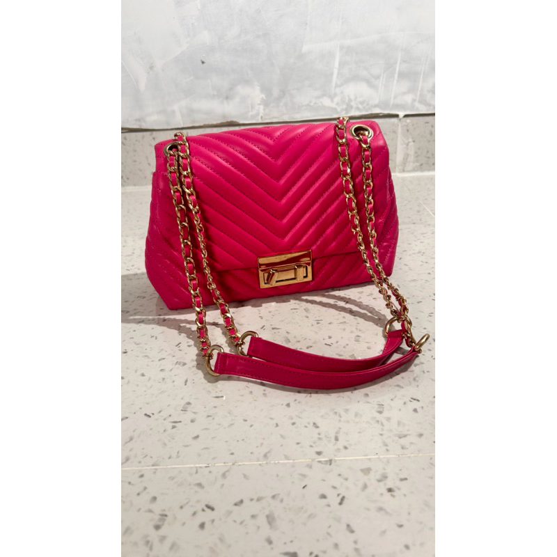 Tas Tangan Fuchia dengan Rantai Emas Kyoto Bag Sally Scraft Prelove