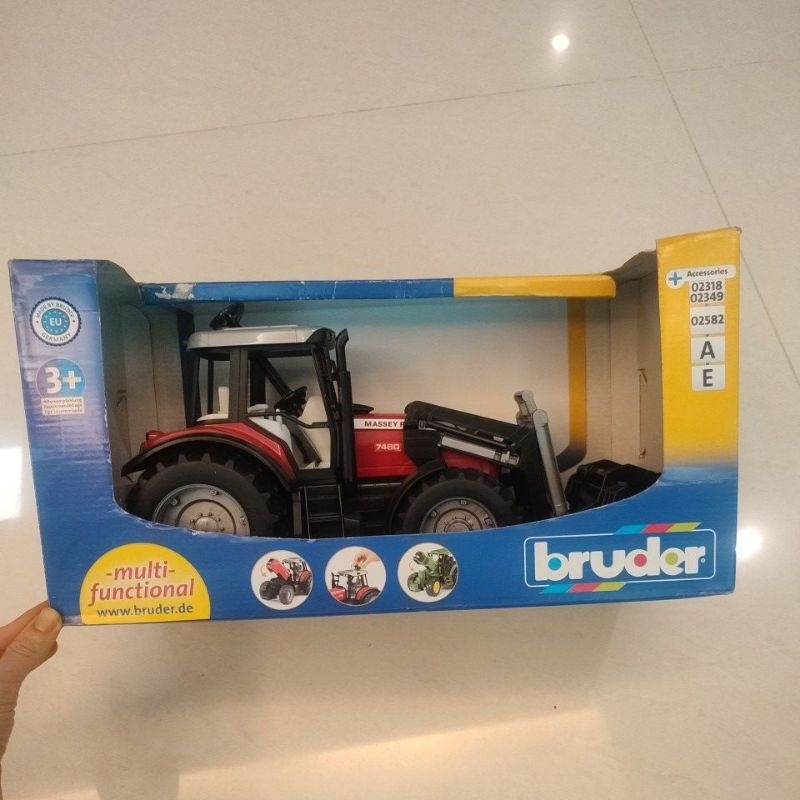 Bruder Massey Ferguson Trailer Contemporary diecast Farm Vehicles