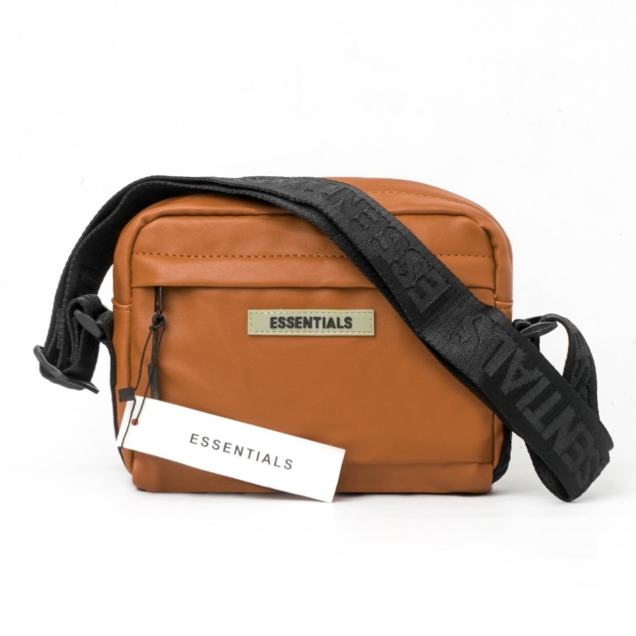 Tas Selempang Essentials