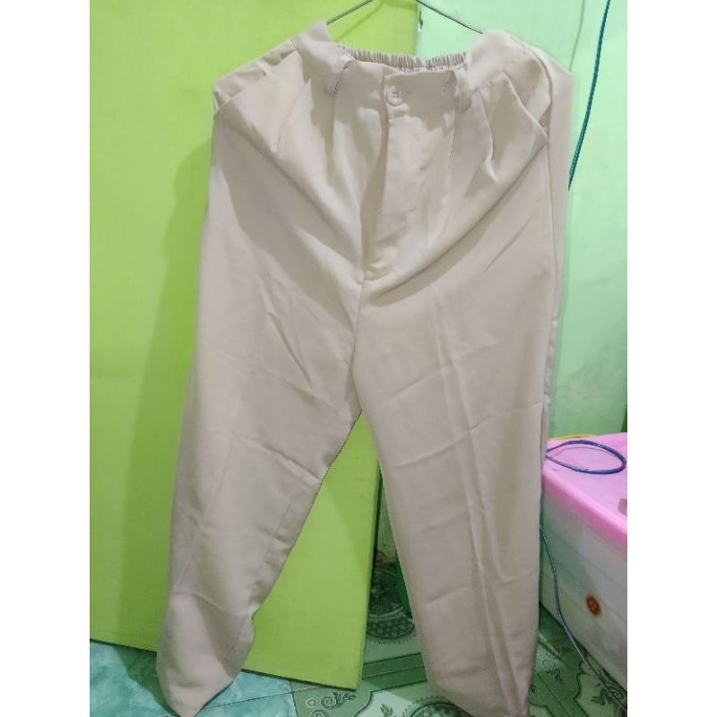 Preloved loose pants