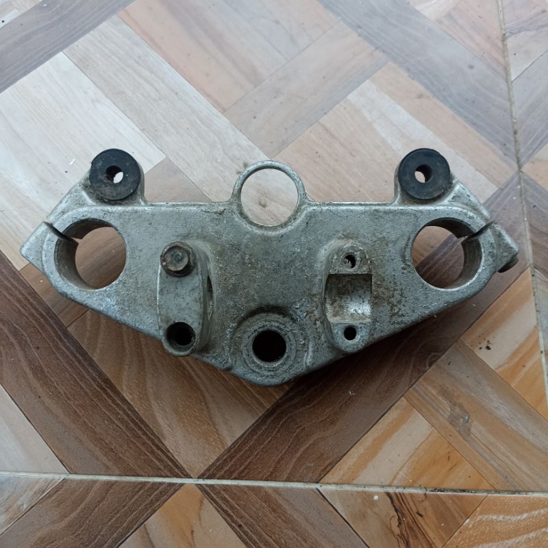 Original Segitiga T atas crown handle triple clamp Suzuki Thunder 250cc gsx GSX 250cc