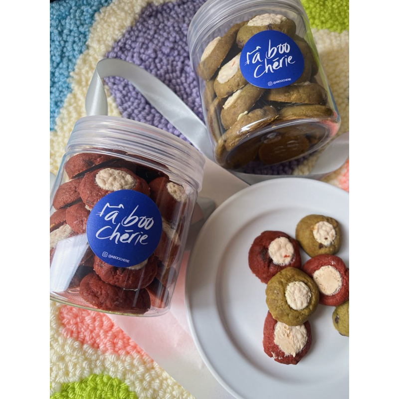 

Matcha / Red Velvet Cookies in Jar