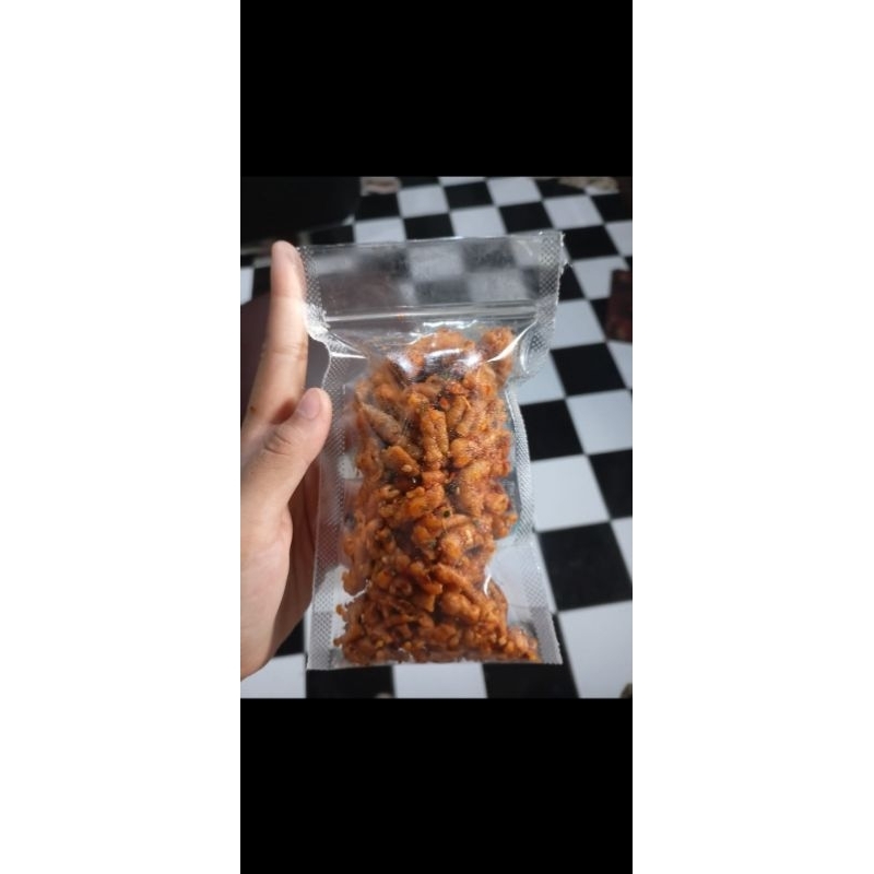 

basreng dan usus crispy