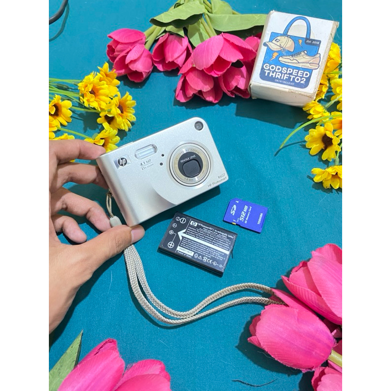 Camera Digital HP PhotoSmart R607 Silver series 4.1 MegaPixels 21x Optical zoom