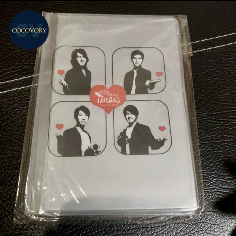 F4 passport case official merchandise Taiwan Meteor Garden Jerry Yan Vic Chou Ken Chu Vanness Wu Ken