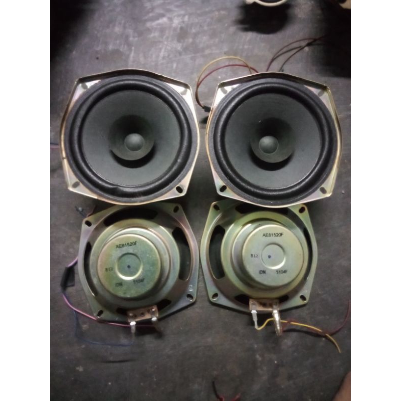 speaker 4 setengah inch 12cm x 12cm bekas normal