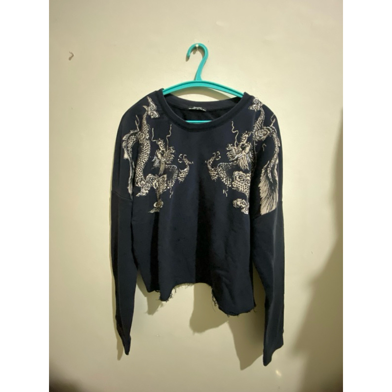 PRELOVED Sweater bershka hitam