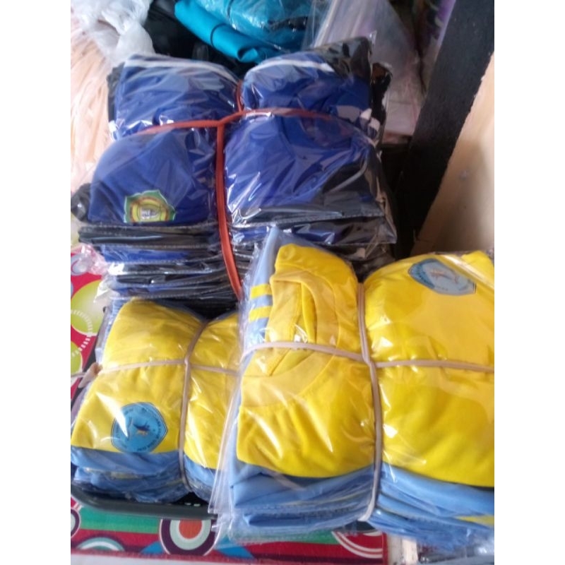 Seragam olahraga SMA custom