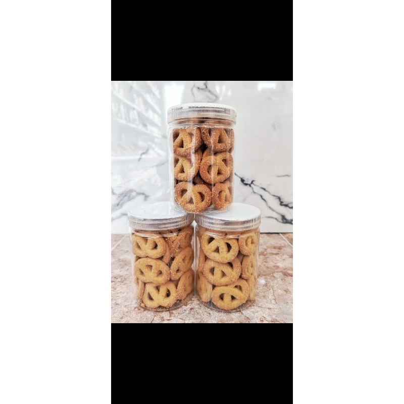 

KUE KERING LEBARAN DANISH TOPLES 316 GRAM