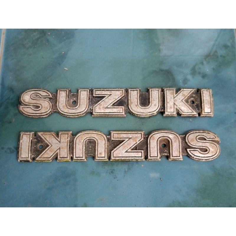 Emblem tangki suzuki a100 a8 a9 a10 emblem tangki suzuki a100 econos logo tangki suzuki TRS original