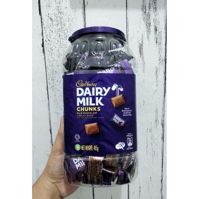 

Ukf5Pc6F4H (Kuliner.Kita) Cadbury Dairy Milk Cokelat Neaps Jar 405 Gram