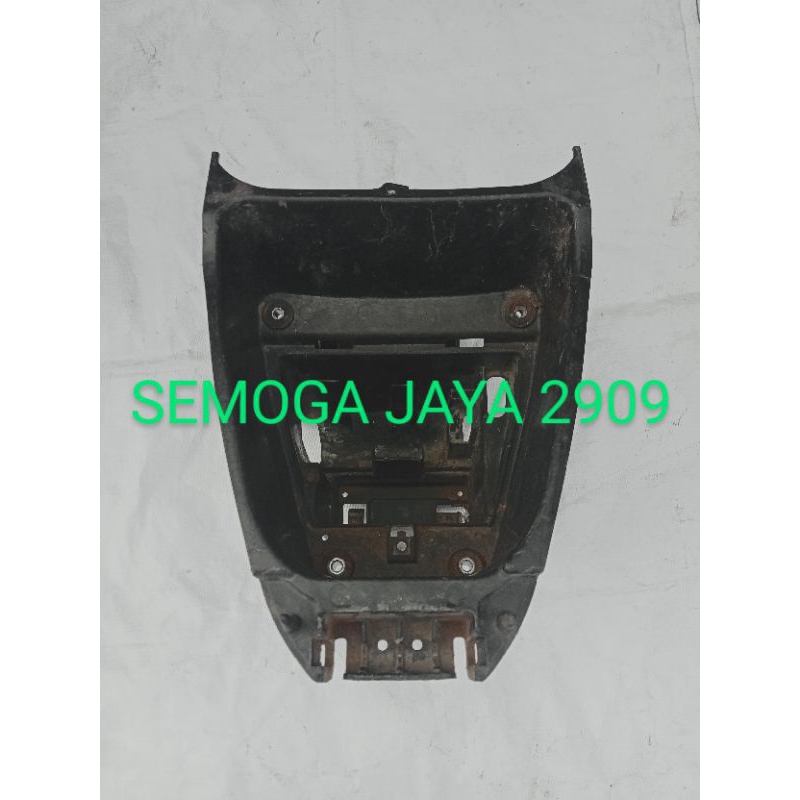 BOX BAGASI BAWAH JOK TEMPAT AKI YAMAHA VEGA ZR VEGA RR 5D9 ORIGINAL COPOTAN SEKEN