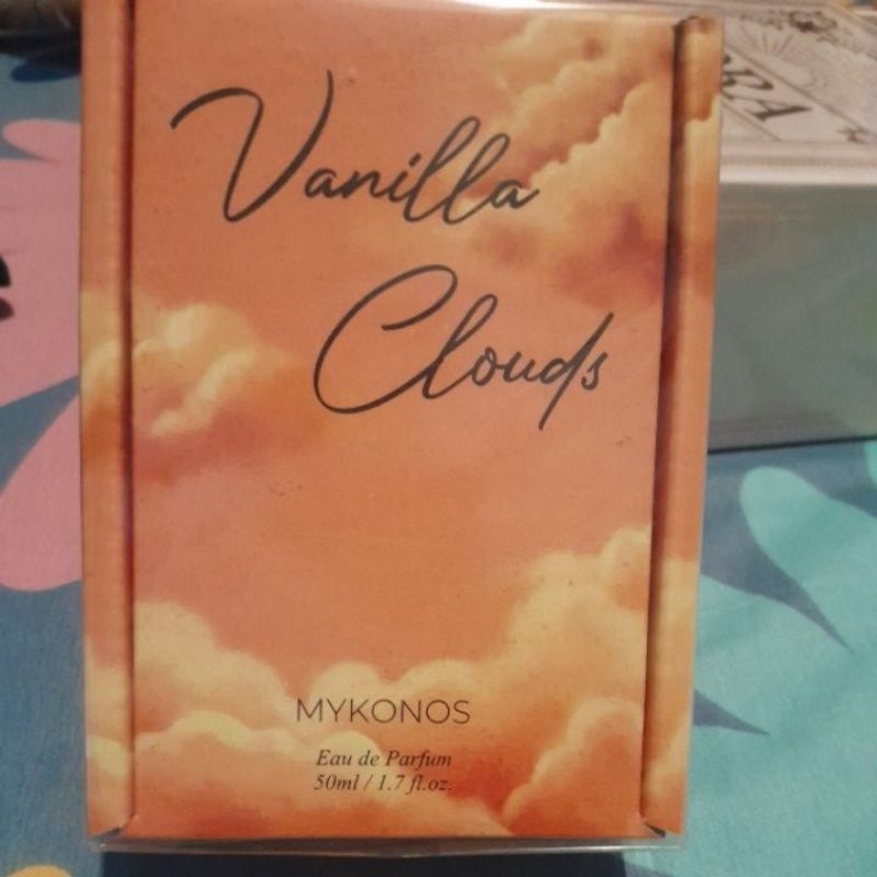 Mykonos Vanila Clouds
