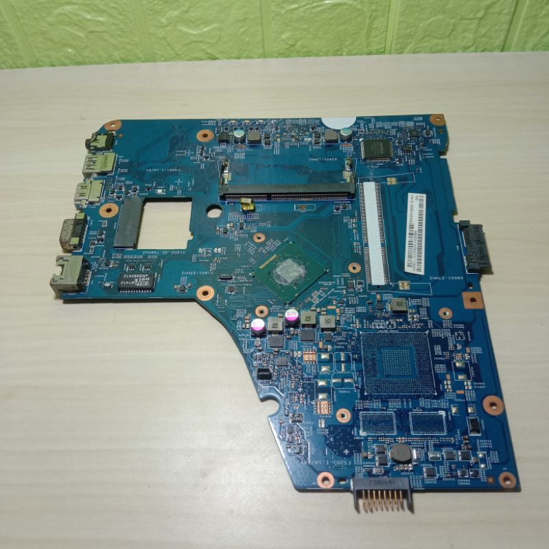 Motherboard Mainboard Mobo Mesin Laptop Acer E1 - 410 Series