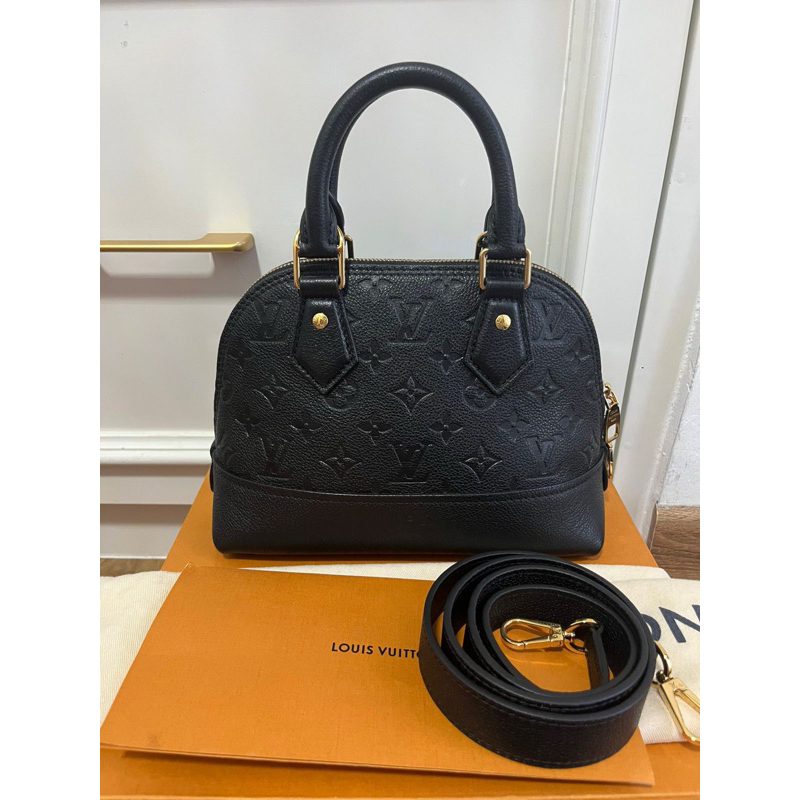 Louis Vuitton Tas Tangan Hitam AUTH PRELOVED