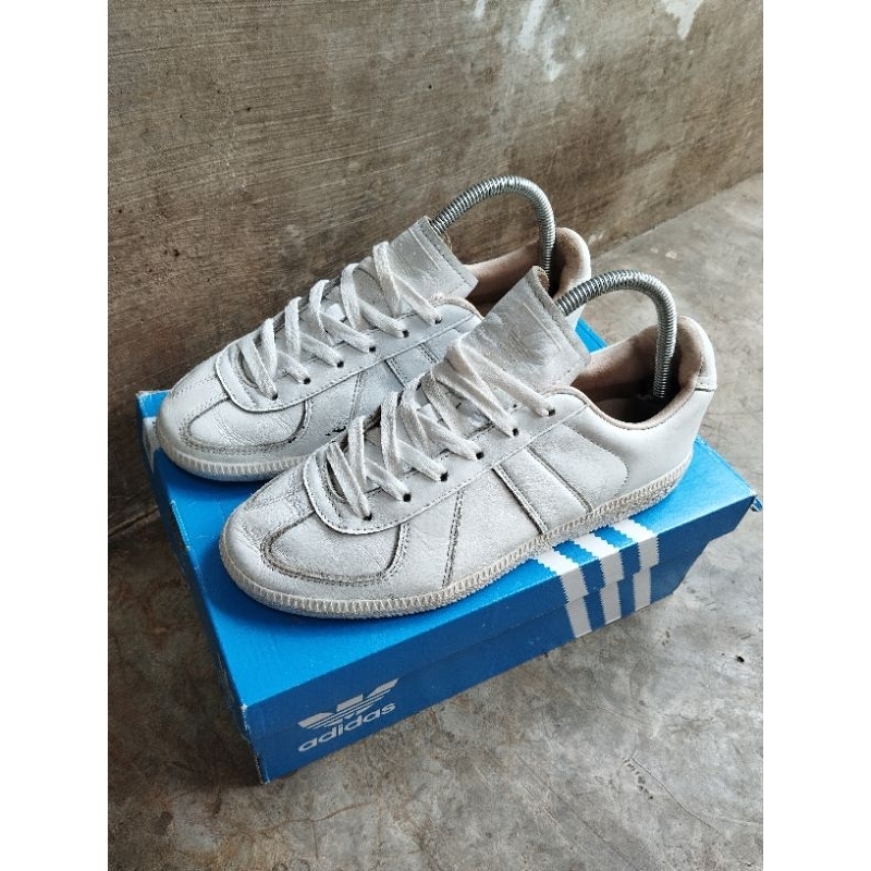 adidas bw army white