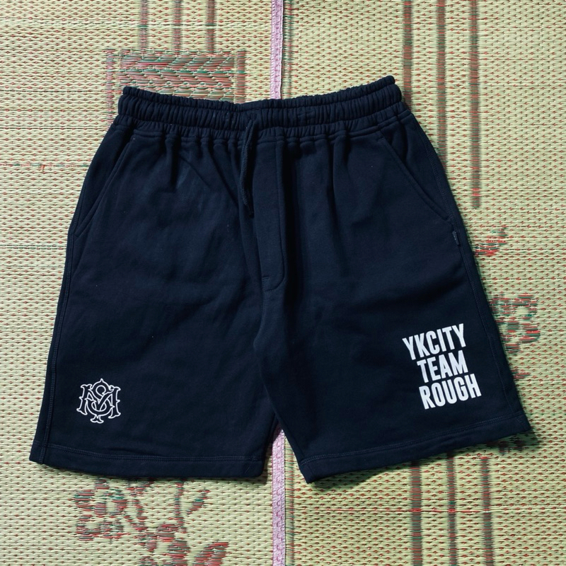 S-hort pants / celana band  ( origin merch ) serigala malam