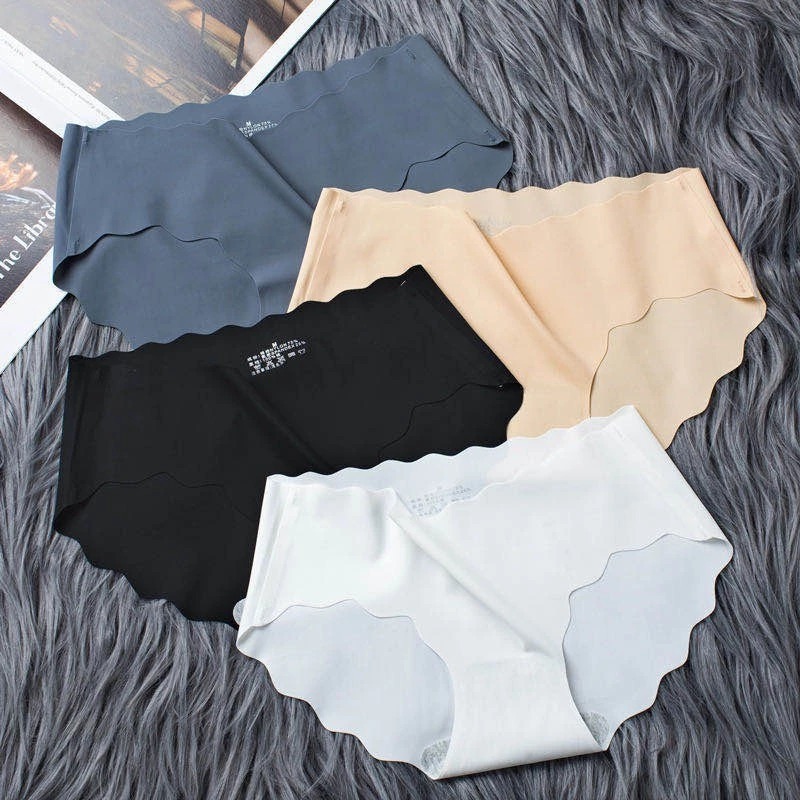 CELANA DALAM BAHAN SATIN SEAMLESS MOTIF BUNGA CD CEWEK CD WANITA SEAMLESS