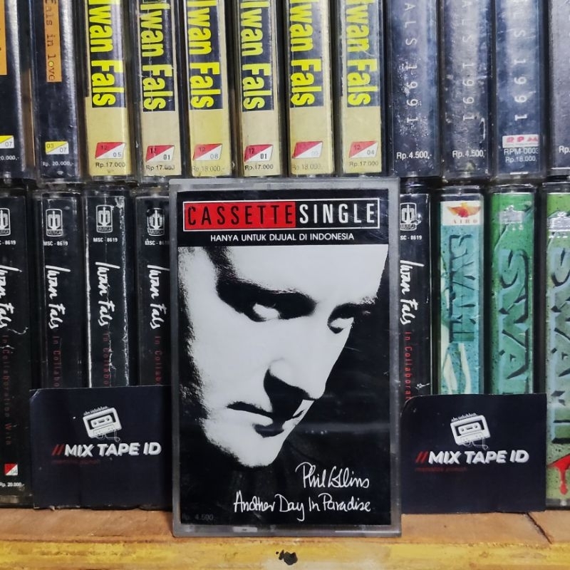 Kaset Pita - Phil Collins - Another Day In Paradise Heat On The Street - Radio Tape - Kaset - Radio 