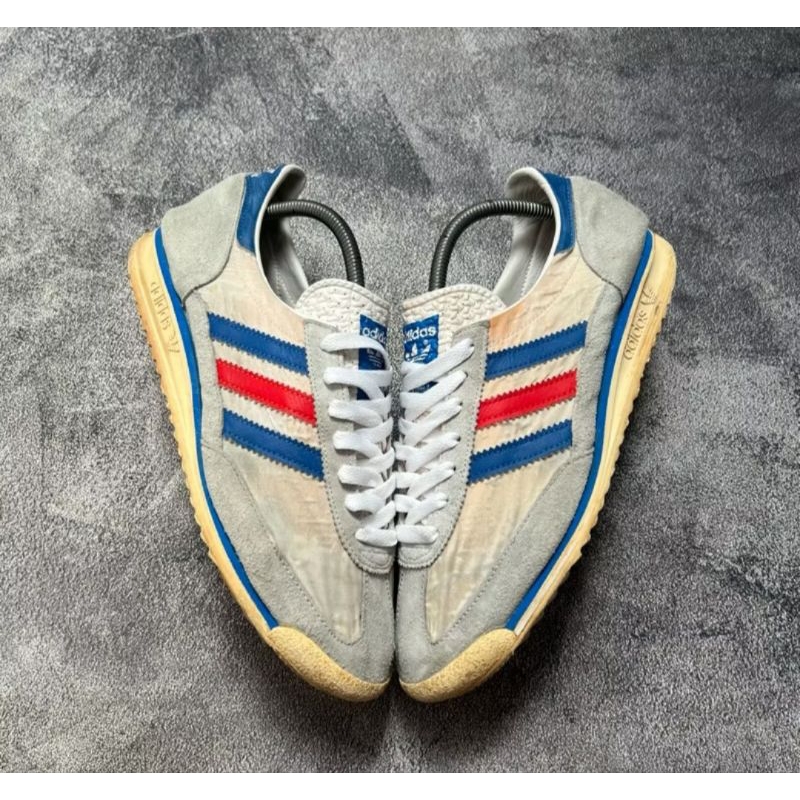 Sepatu Adidas SL72 France second