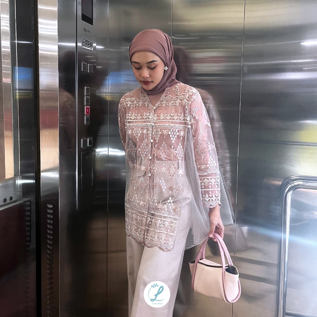 Atasan Kebaya Bordir Brokat Plisket Tile Samping  Yura Outer Kebaya Brukat Kondangan Outer Kondangan