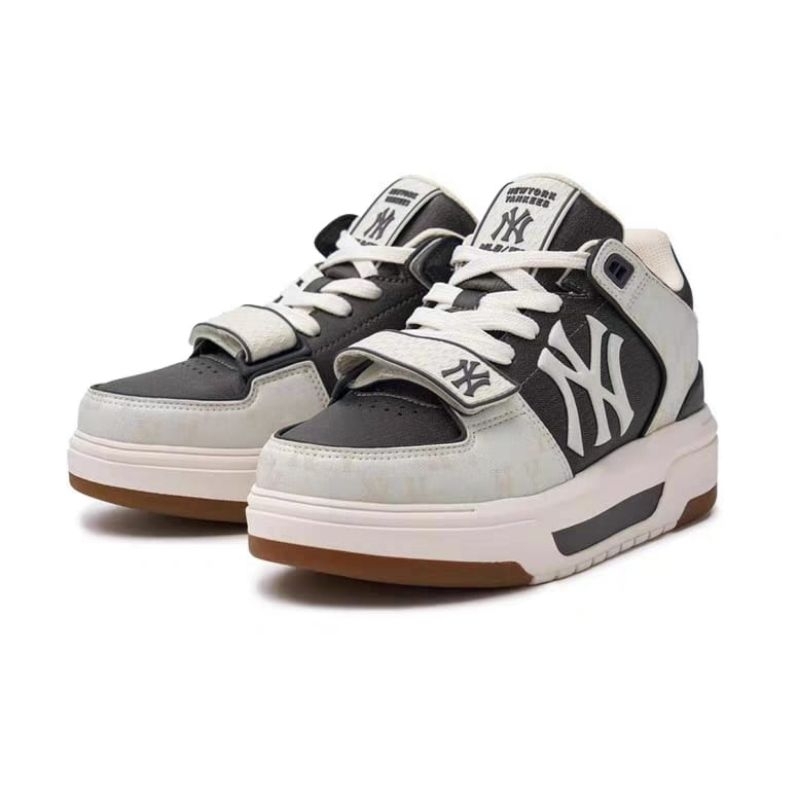 Sepatu MLB Chunky Liner High NY Yankees Black / MLB Original
