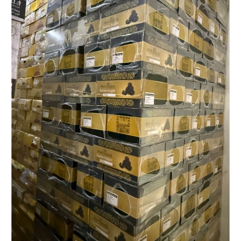 

Kurma Anggur Black Diamond 500 grm