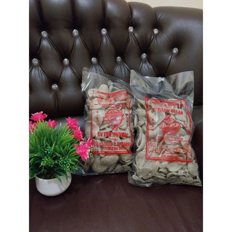 

kerupuk jengkol