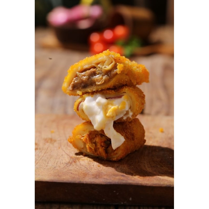 

risol mayo dan bolognese Frozen/matang