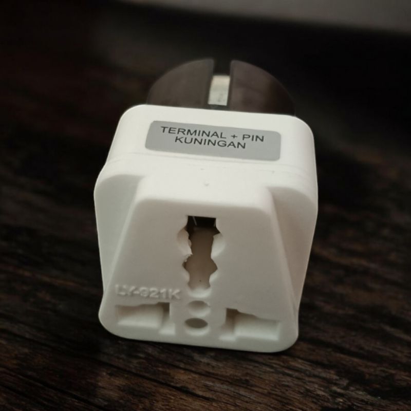 CONVERTER COLOKAN KAKI 3 LOYAL LY-921K