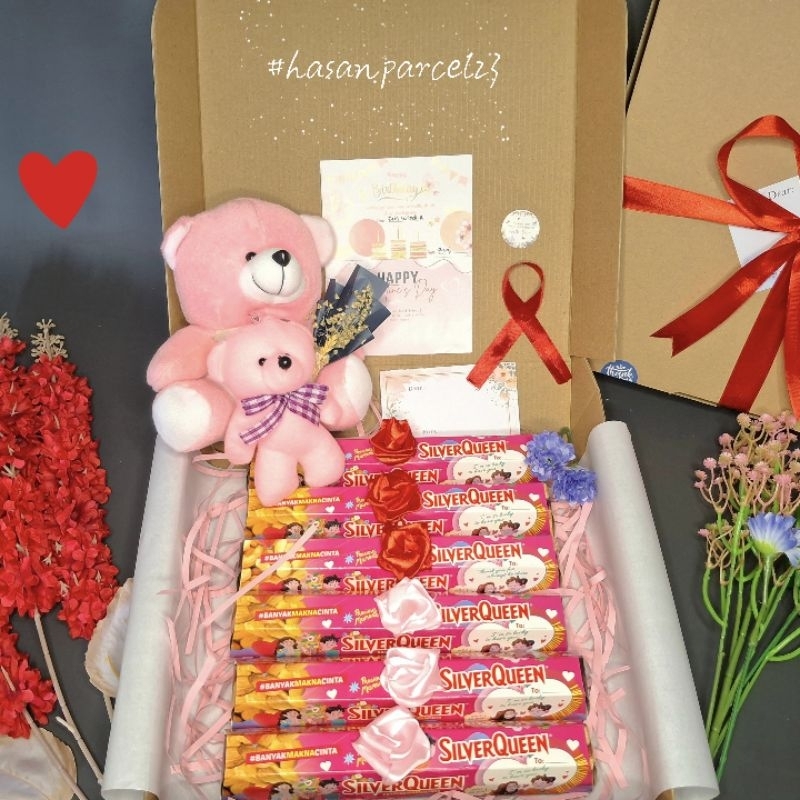 

Hampers Coklat / Kado Ulang Tahun / Hampers Valentine / Hampers Wisuda Boneka