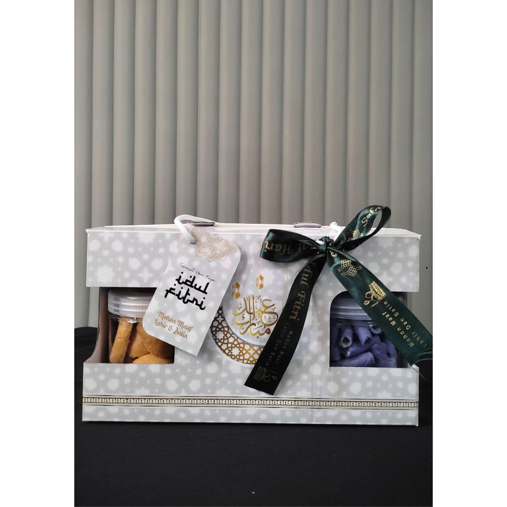 

PAKET 3 HAMPERS LEBARAN MURAH UKURAN TOPLES 500ML