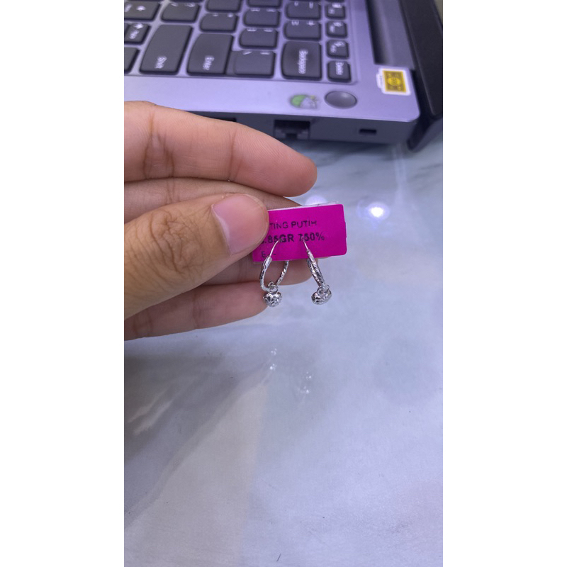 

etalase pesanan anting love