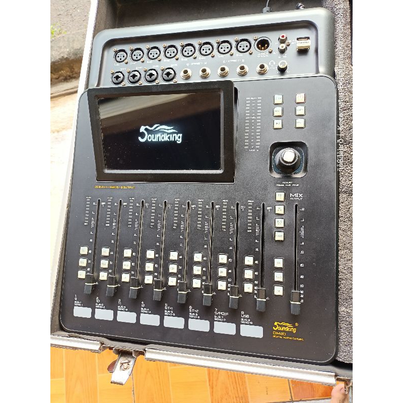 Mixer Digital Soundking DM20