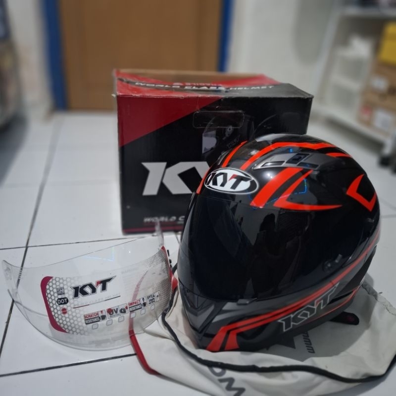 HELM FULLFACE KYT FALCON 2 MOTIF CARBON BLACK RED