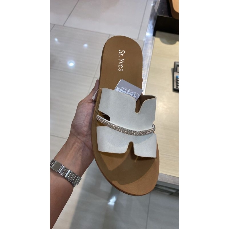 ST.YVES sandal wanita