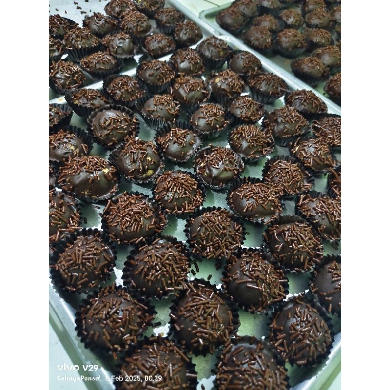 

coklat ball