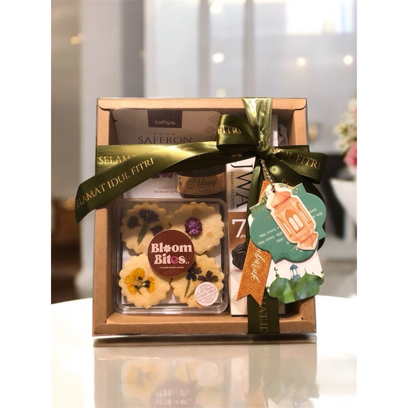 

Paket Hampers Lebaran Cantik dan Elegan Harga Terjangkau