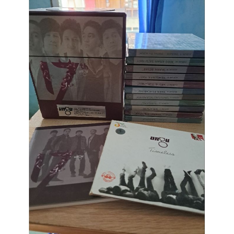 CD BOX SET ORIGINAL UNGU SPECIAL 17th UNIVERSARY