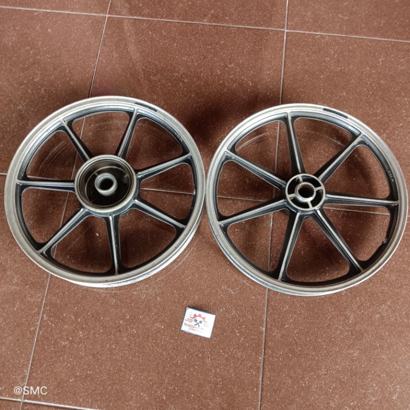 velg pelek veleg racing scorpion depan belakang ring 17 yamaha