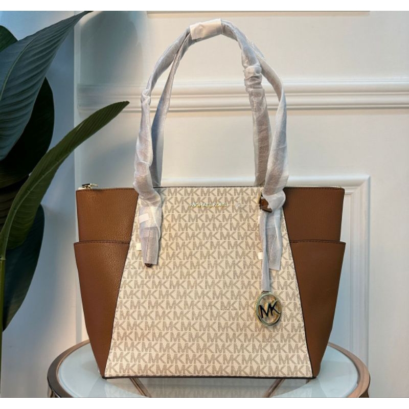 michael kors charlotte tz tote vanilla