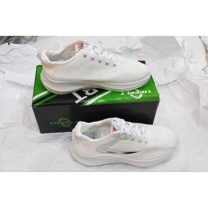 Sepatu Sneakers Sport Yiberly