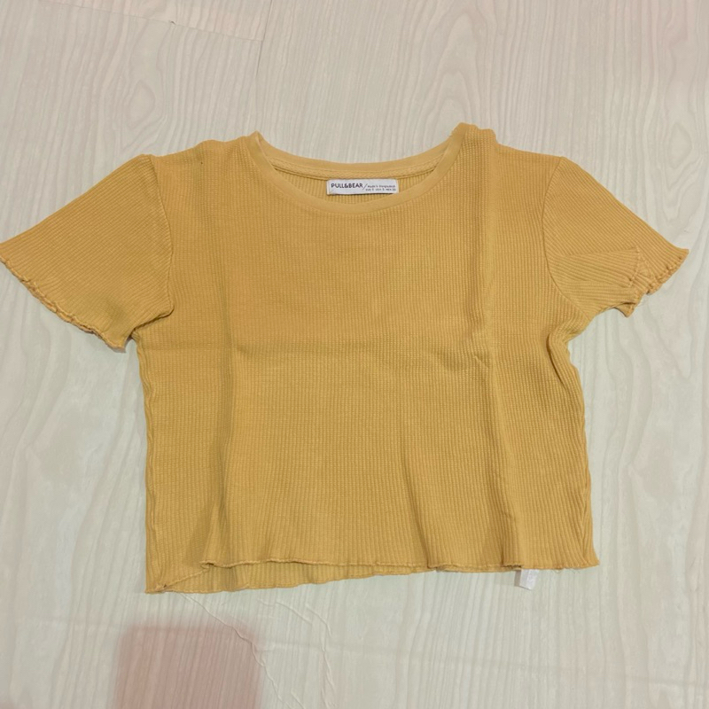 preloved croptop  pull n bear