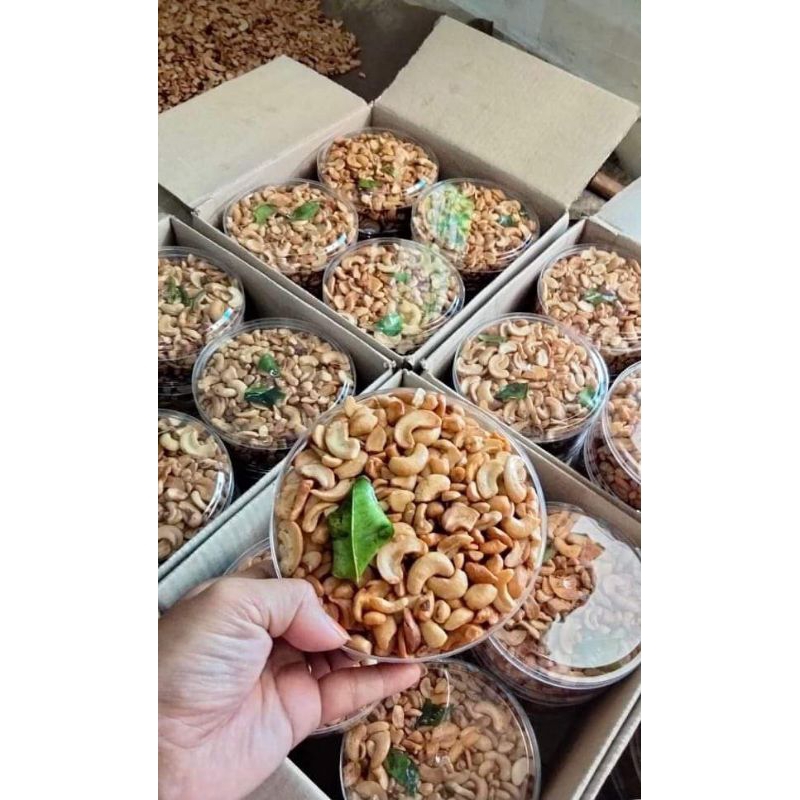 

Jajan Snack Mete Goreng Pecahan Murah daun jeruk