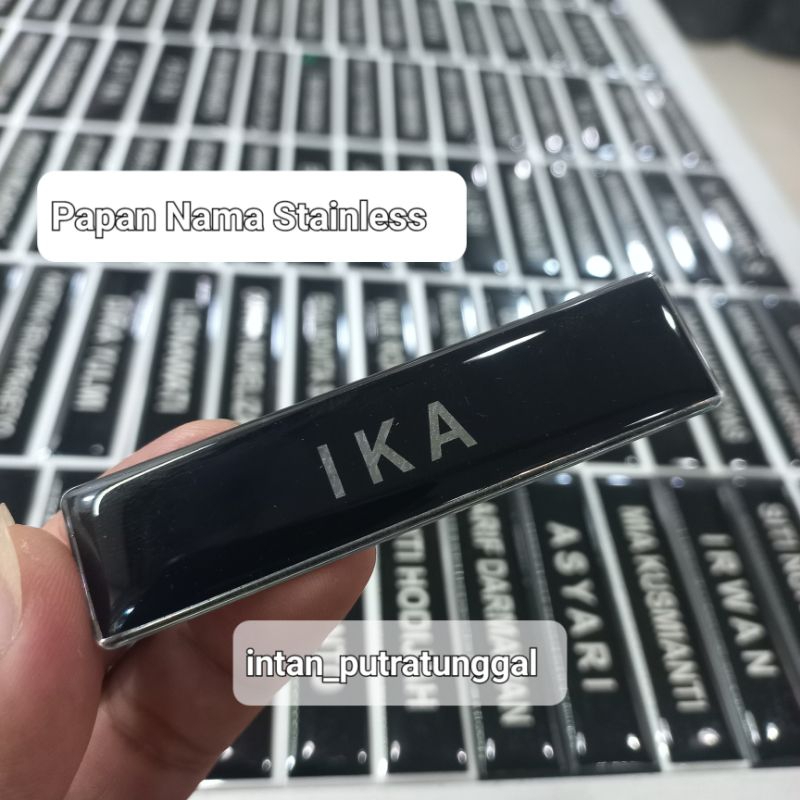 

Papan Nama bahan Stainless ukuran 2x8 cm